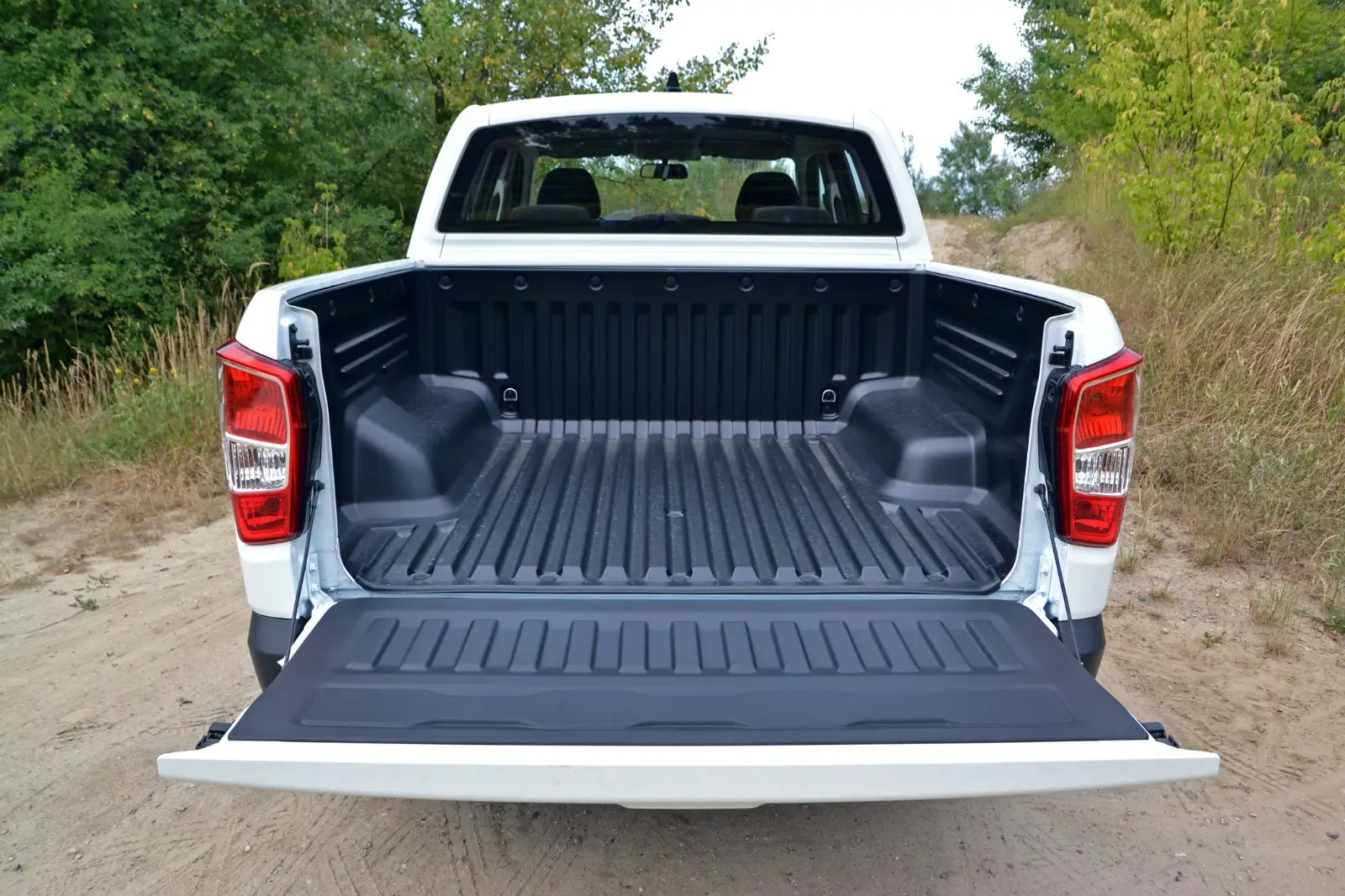 Delivery fleet 4x4 vehicle